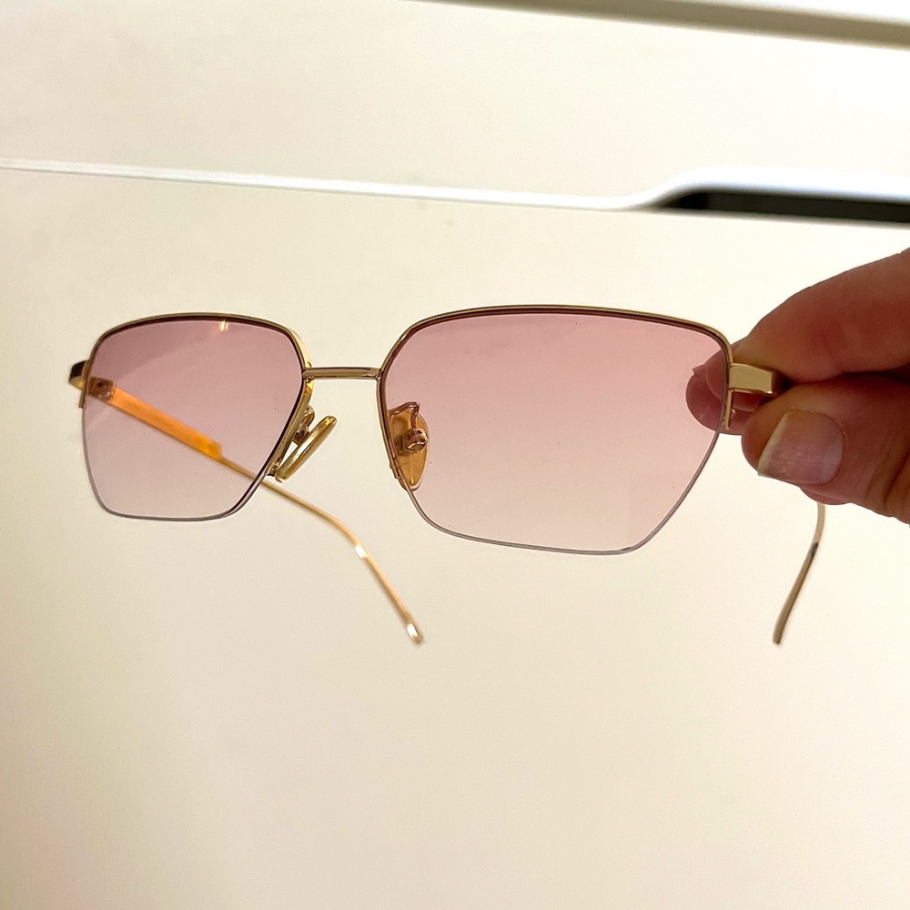 Banbé pink and gold sunglasses - Picture 2 of 2
